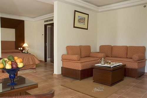Golden Tulip Farah Khouribga Hotel Exterior photo
